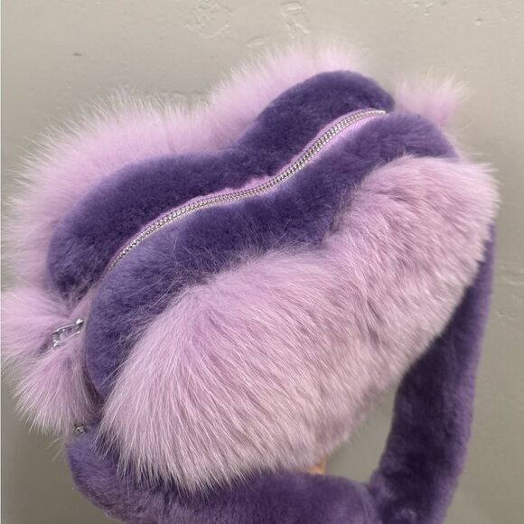 One of a kind! Premium Real Fox Fur Heart Shaped Bag & 2 Straps & Fur Ball Charm - Picture 16 of 17